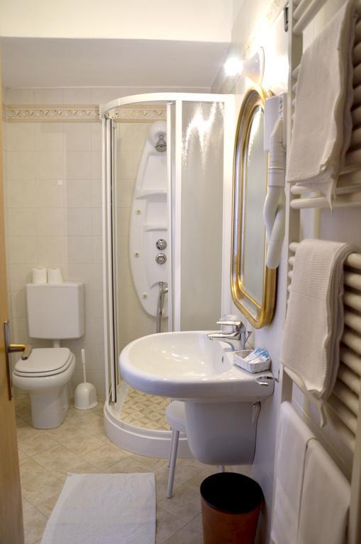 Hotel Cervo Bormio Phòng bức ảnh
